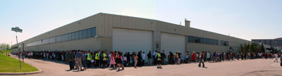 Line-up for Registration to get your badge at Anime North 2006